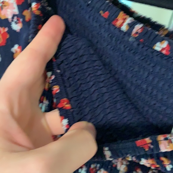 Xhilaration Brand (Target). Size large with pockets. - Picture 3 of 3